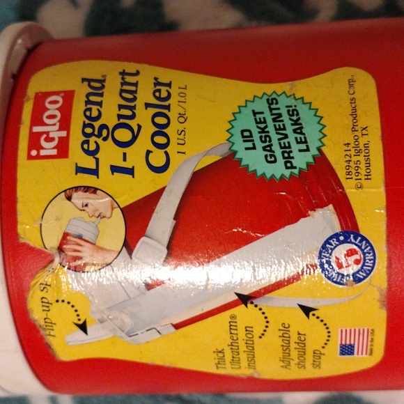 Vintage Igloo Legend 1 Quart Red Water Jug Cooler 90s Made In USA Retro Camping - Picture 6 of 6